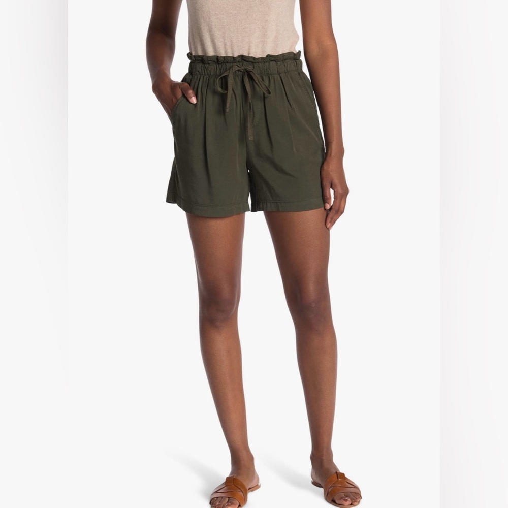Sanctuary Tunnel Tie Shorts - in Dark Olive